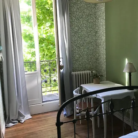 Un Jardin Dans La Ville Couette-café Châlons-en-Champagne